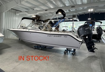 2025 Key West 203 DFS Manta Gray  Boat